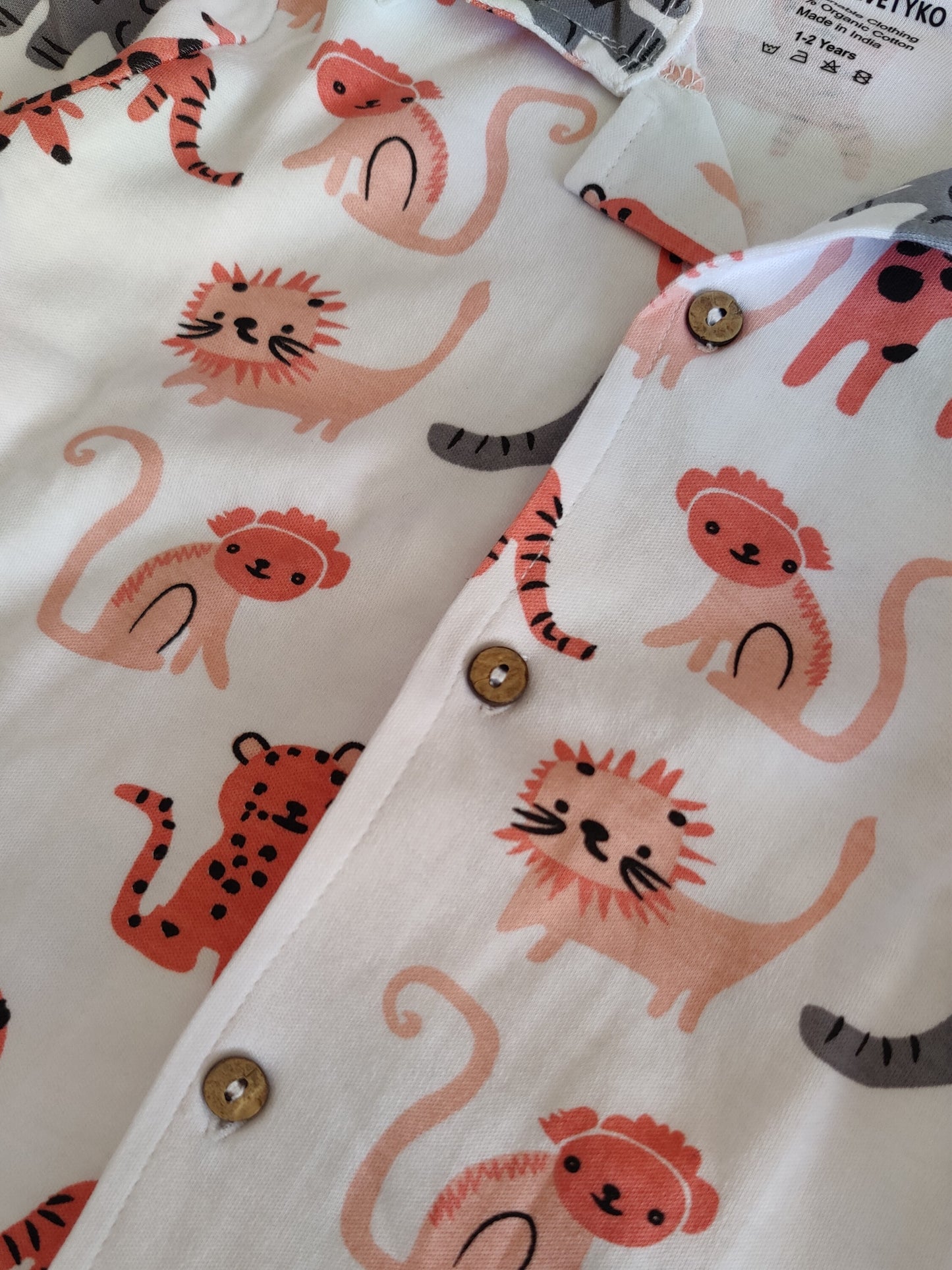 Velvetyko Safari Dreams Nightwear Set