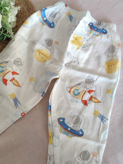 Kid's Astronaut Print Organic Cotton Pajama Set | Soft Nightwear for Boys & Girls – Velvetyko