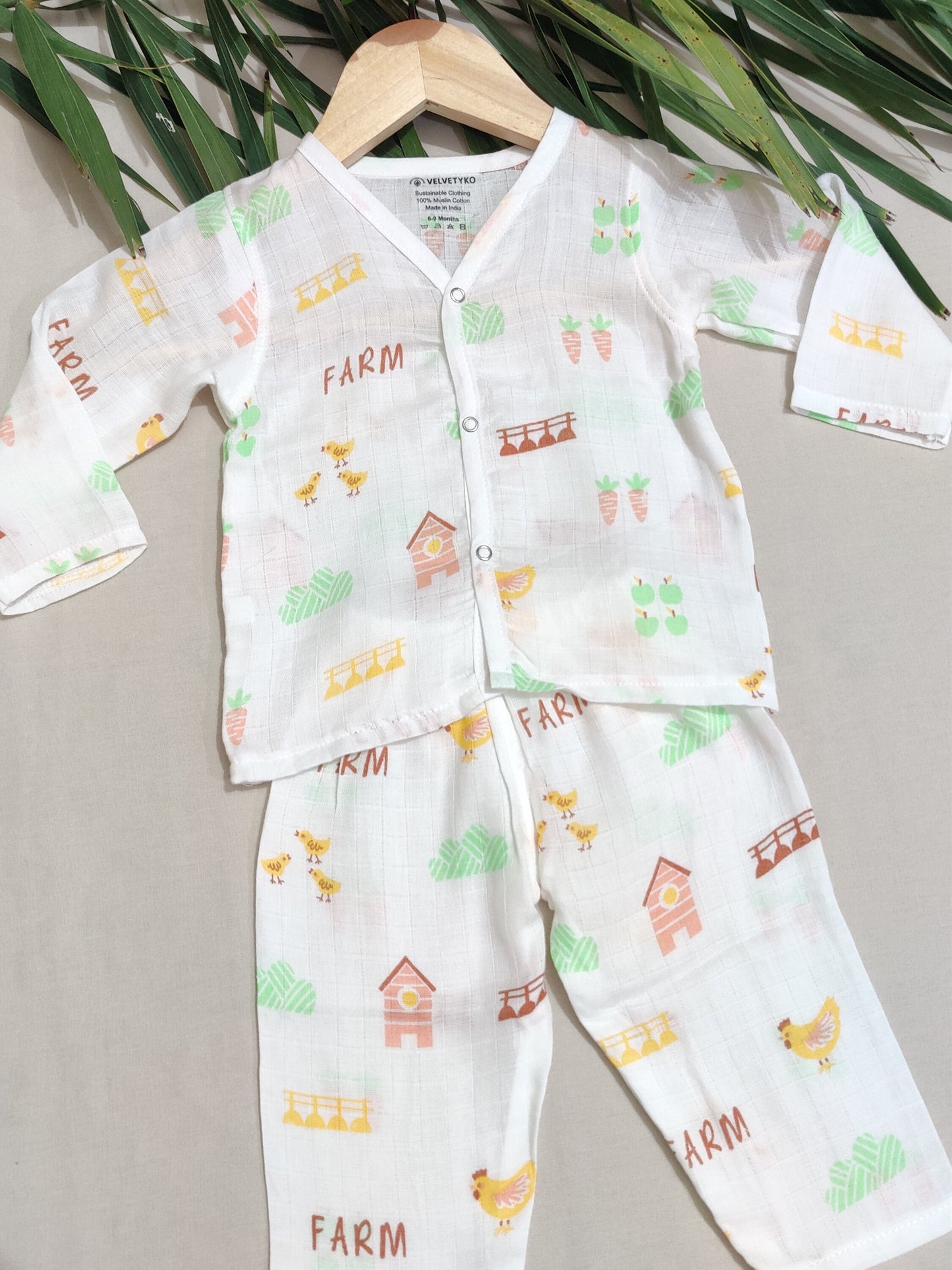 organic muslin Baby pajama set with farm pattern