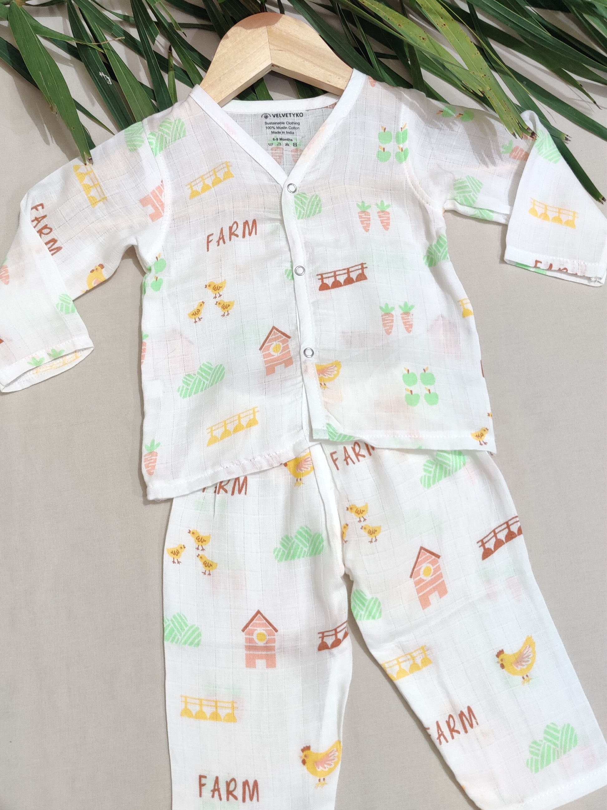 organic muslin Baby pajama set with farm pattern
