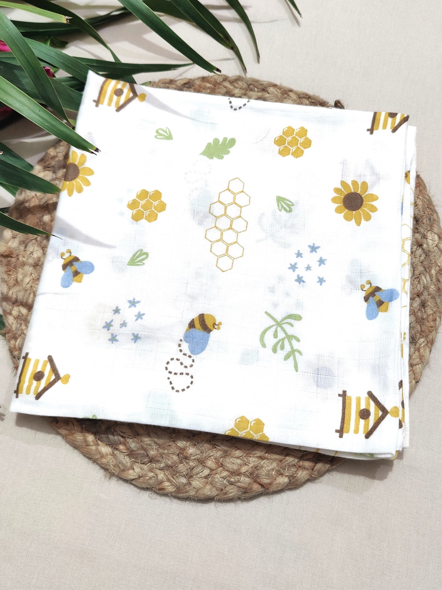 Honeybee Garden Print | Soft Organic Muslin Swaddle – Velvetyko