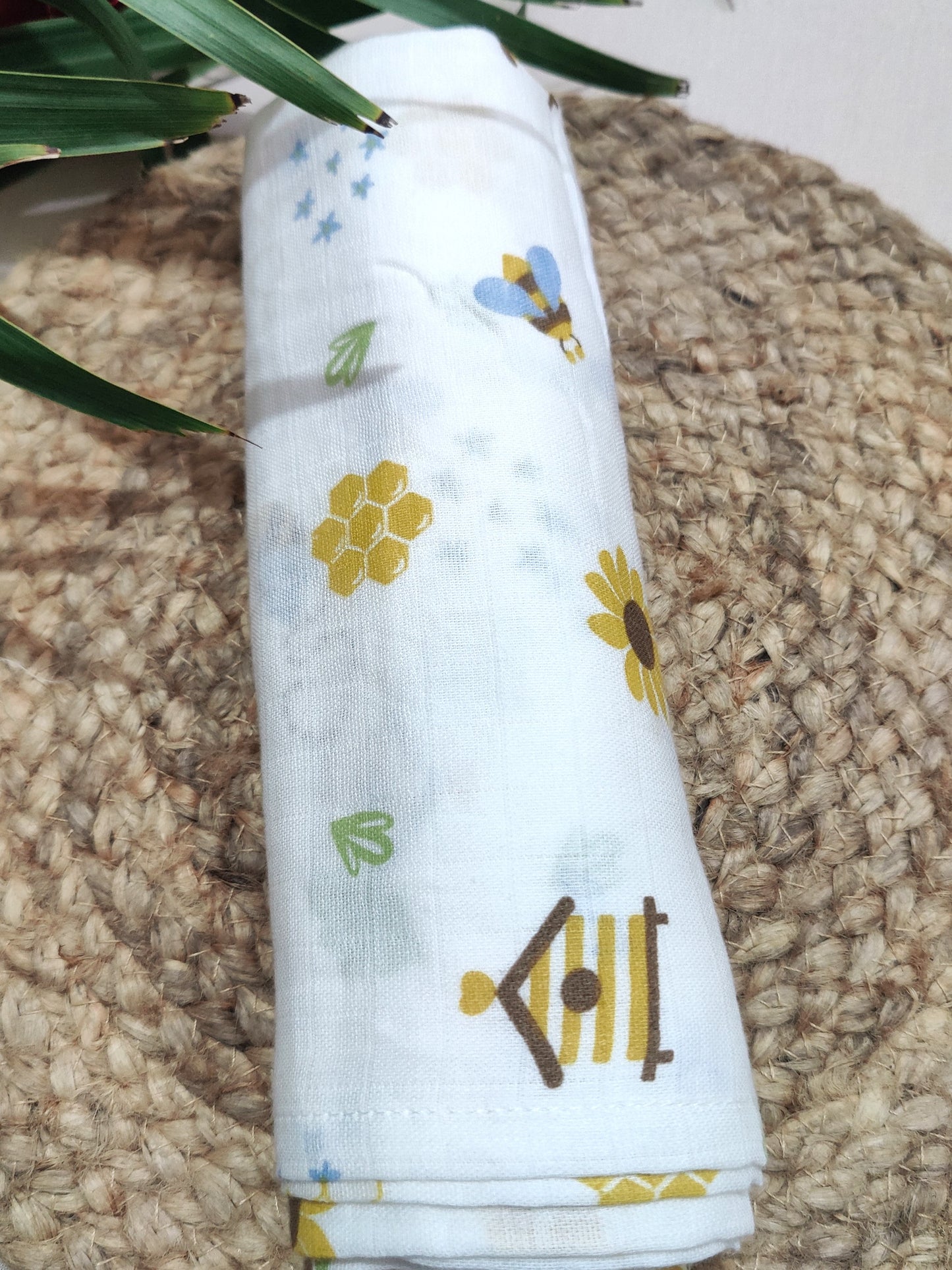 Honeybee Garden Print | Soft Organic Muslin Swaddle – Velvetyko